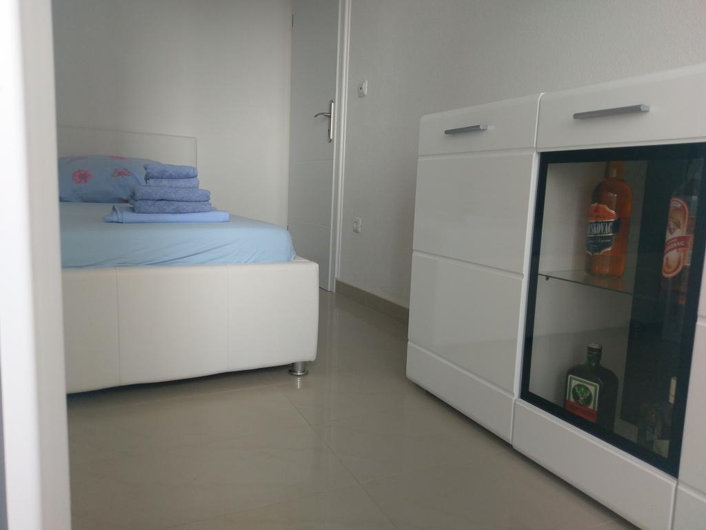 Beach House Paradiso โรกอซนิซา ภายนอก รูปภาพ